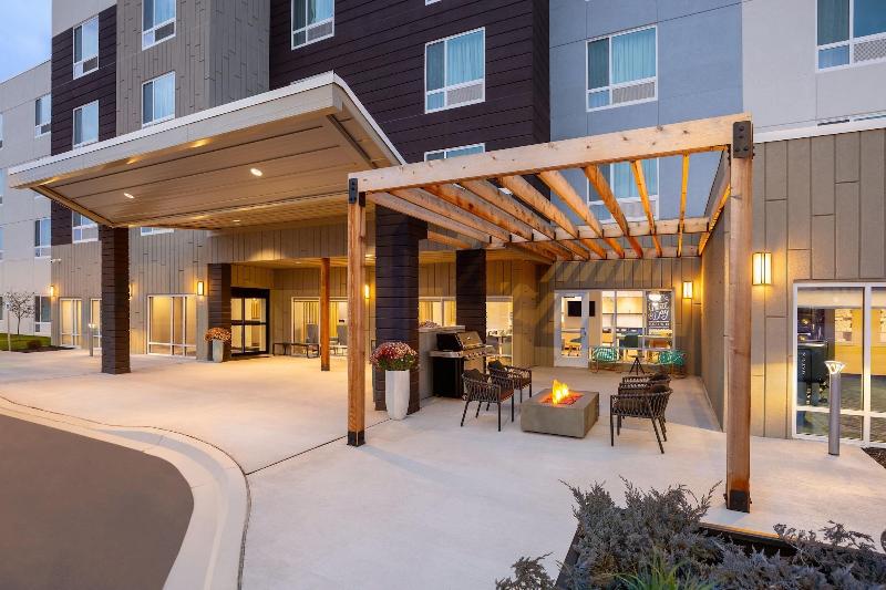 Towneplace Suites By Marriott Iron Mountain image