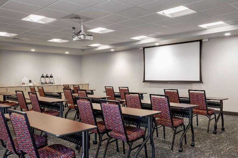 Towneplace Suites By Marriott Iron Mountain image
