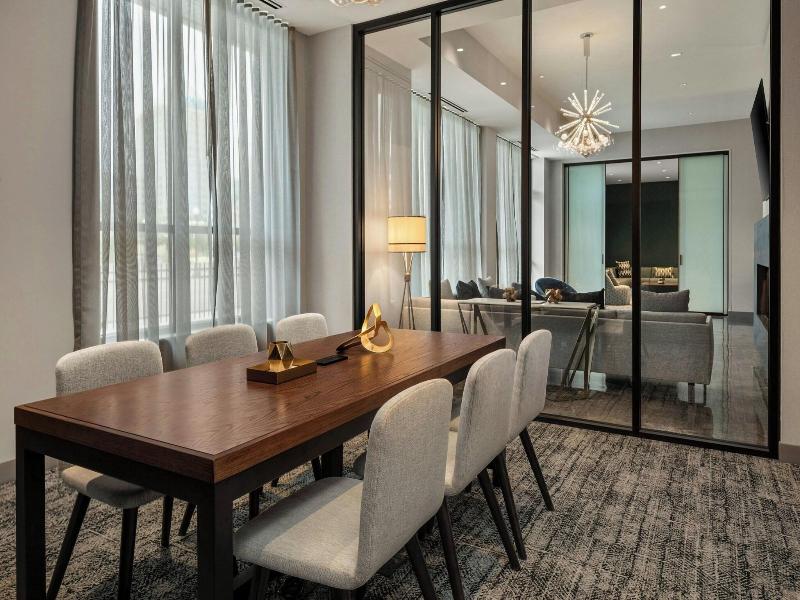Courtyard By Marriott St Paul Downtown