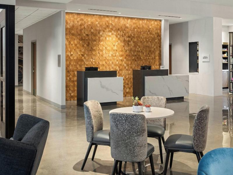 Courtyard By Marriott St Paul Downtown