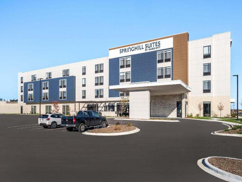 Springhill Suites By Marriott Menomonee Falls image