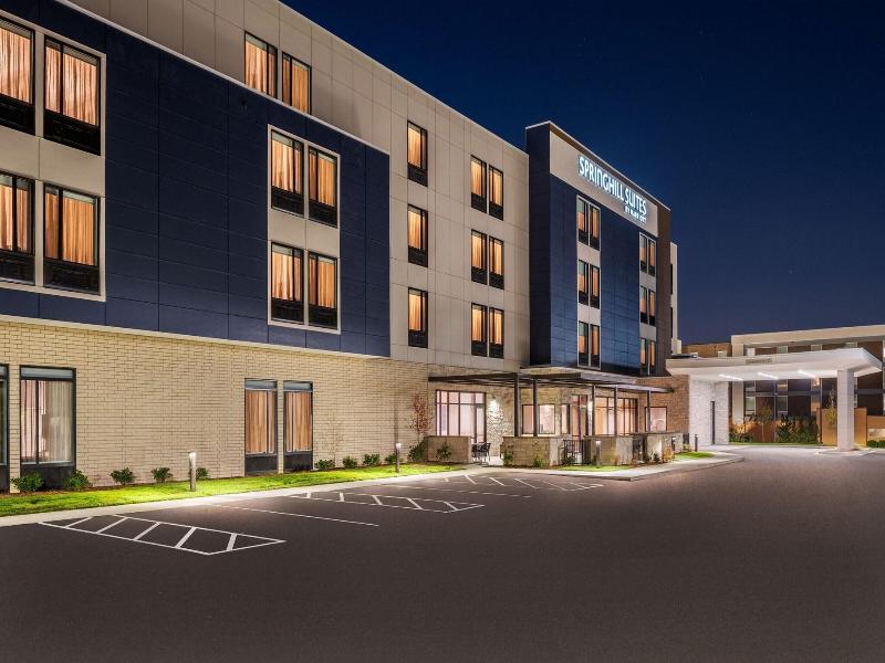 Springhill Suites By Marriott Menomonee Falls image