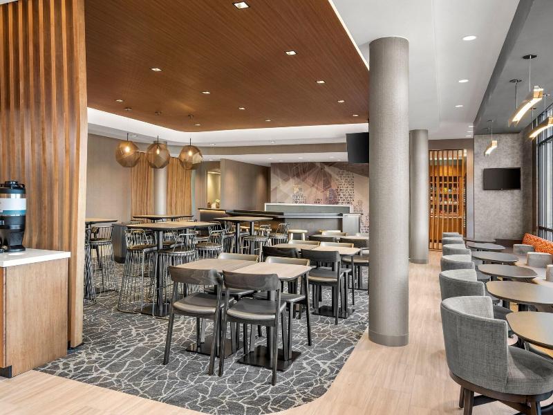 Springhill Suites By Marriott Menomonee Falls image