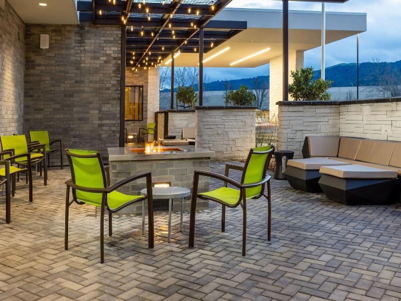 Springhill Suites By Marriott Pleasanton image