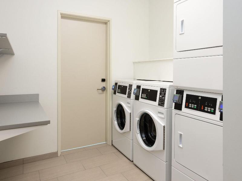 Springhill Suites By Marriott Pleasanton image