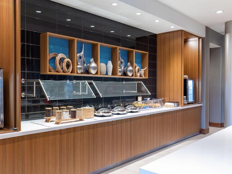 Springhill Suites By Marriott Pleasanton image