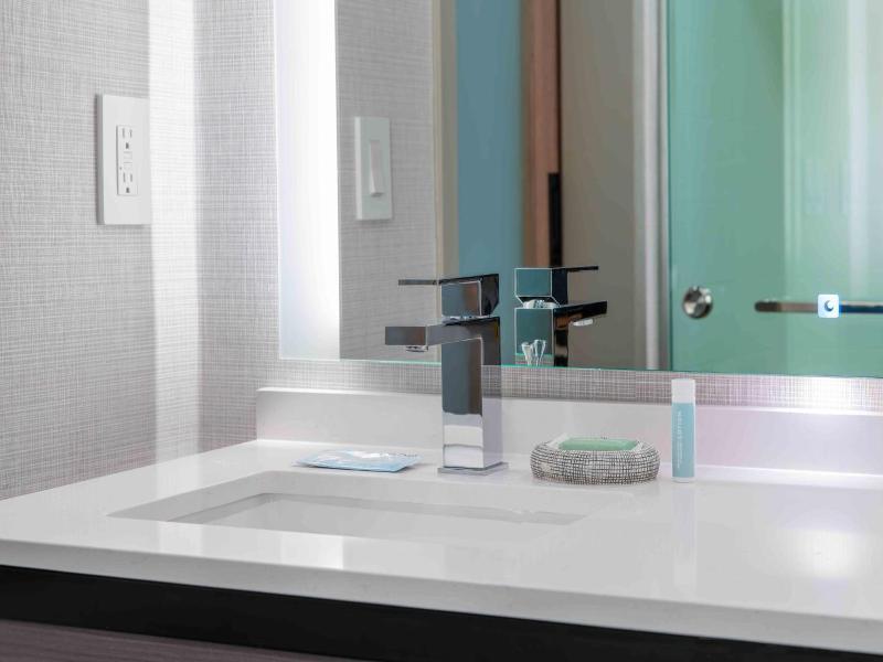 Fairfield Inn Suites By Marriott Framingham image