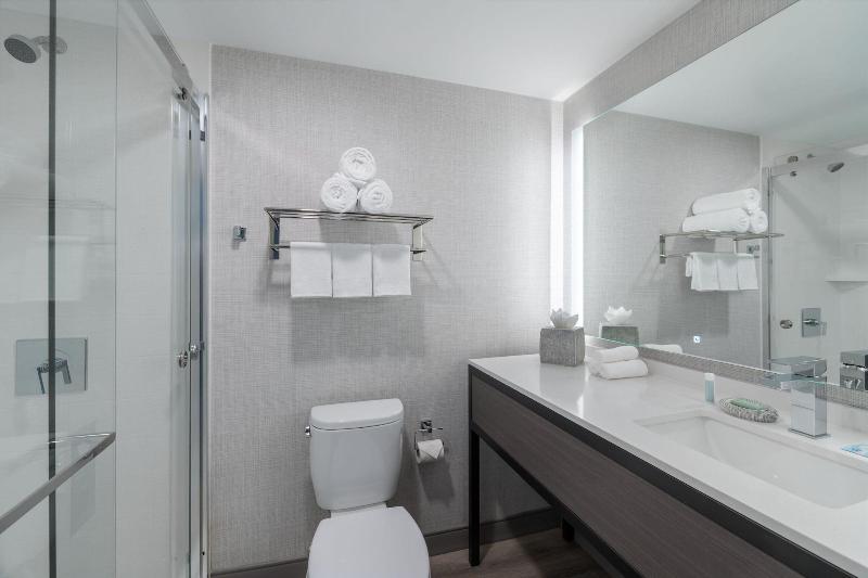 Fairfield Inn Suites By Marriott Framingham image