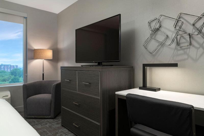 Fairfield Inn Suites By Marriott Framingham image