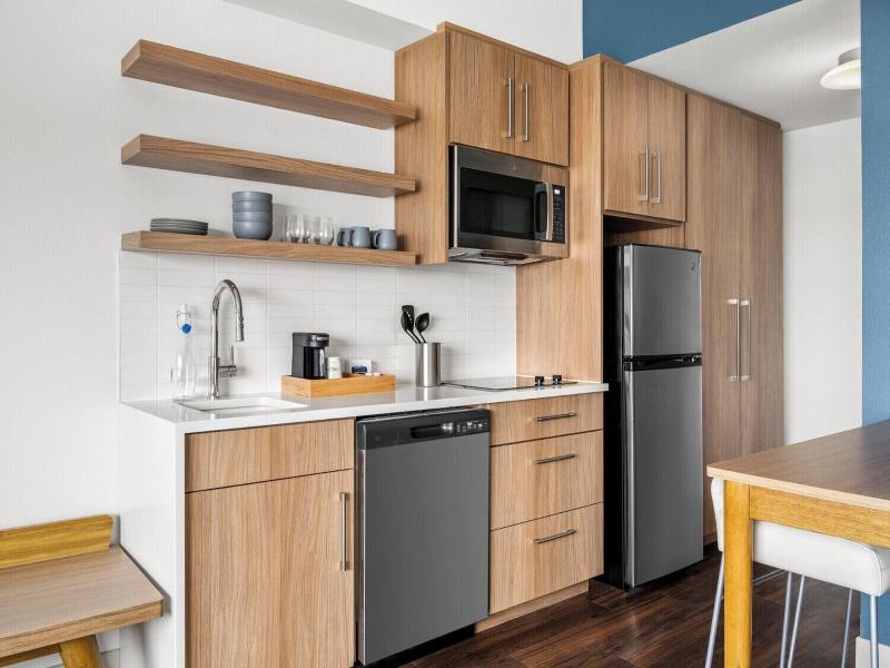 Element Springfield South image