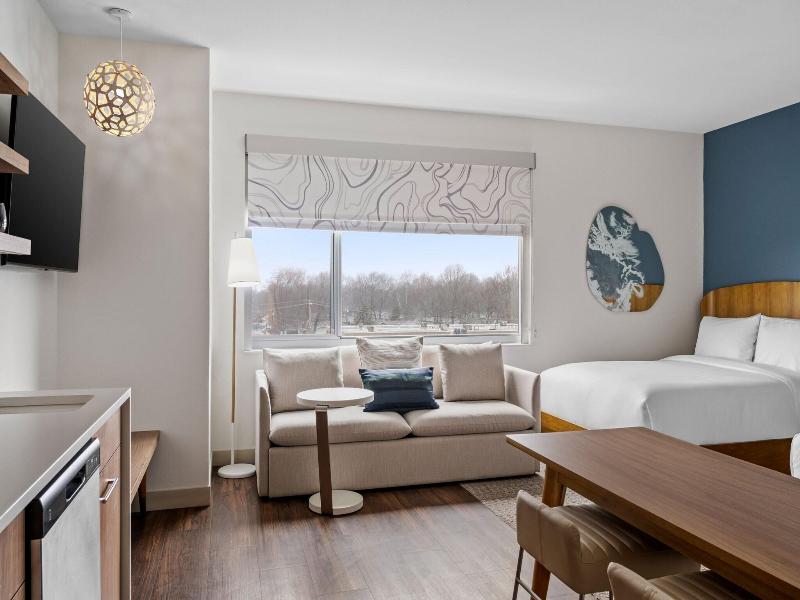 Element Springfield South image