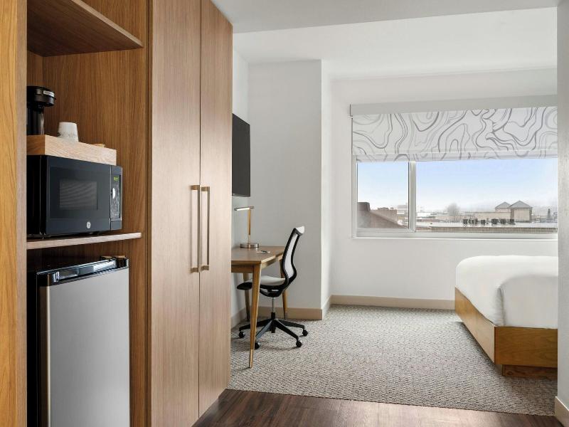 Element Springfield South image
