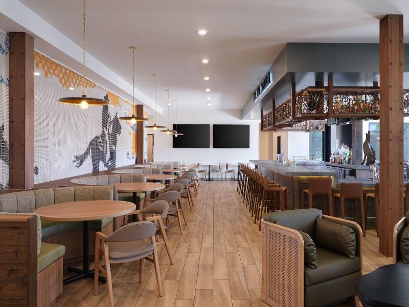 Fairfield Inn Suites By Marriott Tempe image