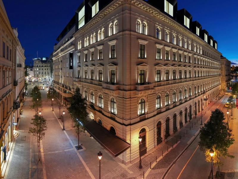 Dorothea Hotel Budapest Autograph Collection image