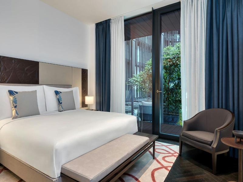 Dorothea Hotel Budapest Autograph Collection image