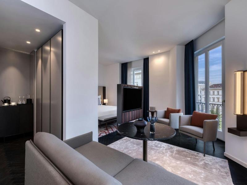 Dorothea Hotel Budapest Autograph Collection image