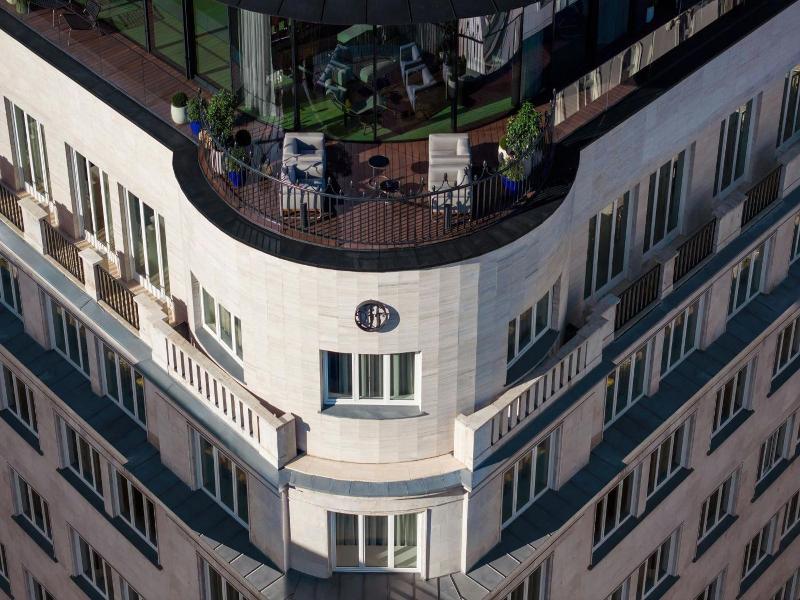 Dorothea Hotel Budapest Autograph Collection image