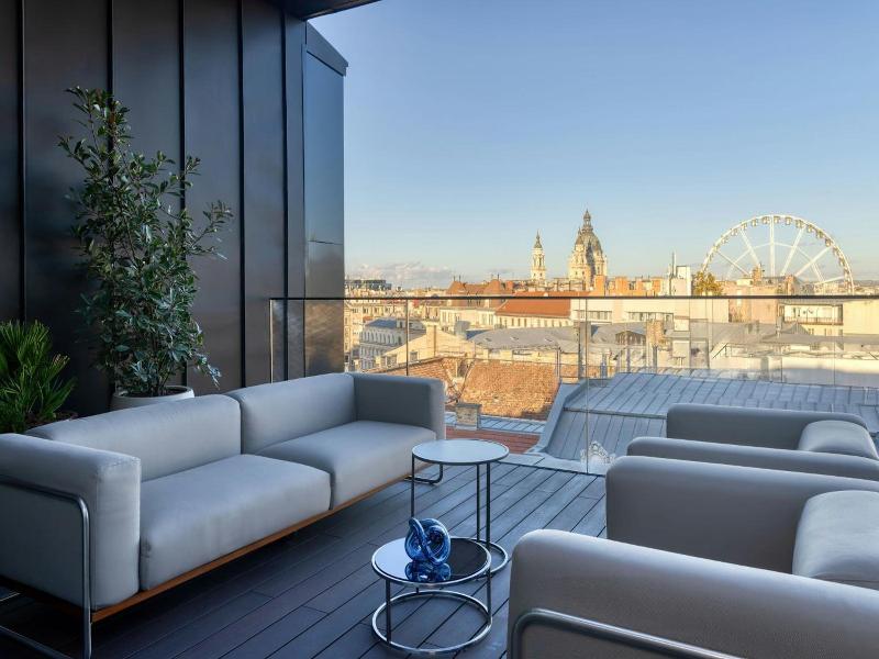 Dorothea Hotel Budapest Autograph Collection image
