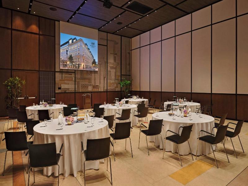 Dorothea Hotel Budapest Autograph Collection image