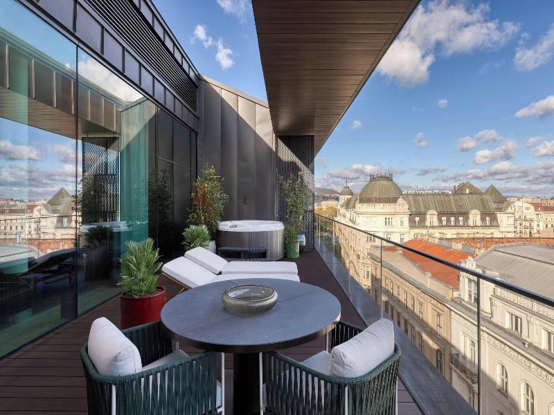 Dorothea Hotel Budapest Autograph Collection image