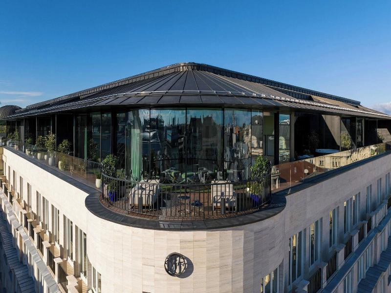 Dorothea Hotel Budapest Autograph Collection image