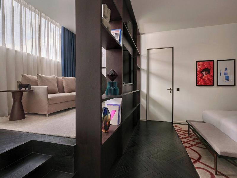 Dorothea Hotel Budapest Autograph Collection image