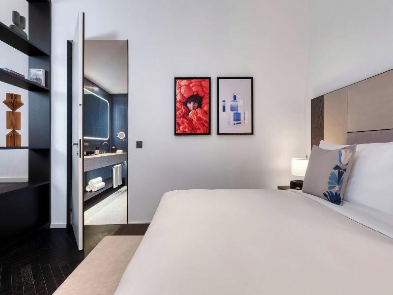 Dorothea Hotel Budapest Autograph Collection image