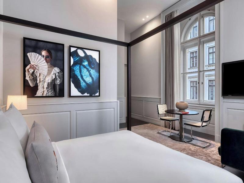 Dorothea Hotel Budapest Autograph Collection image