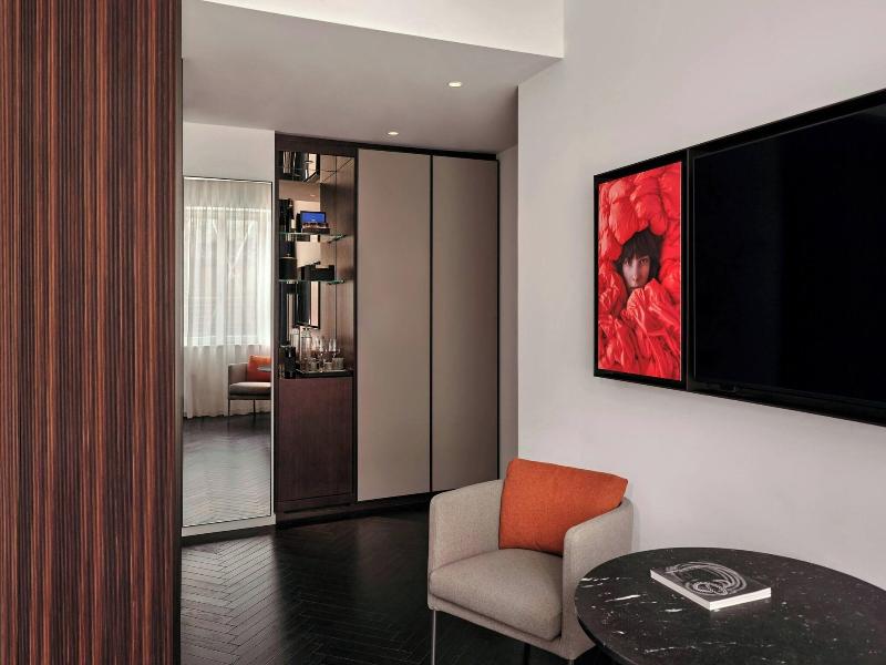 Dorothea Hotel Budapest Autograph Collection image
