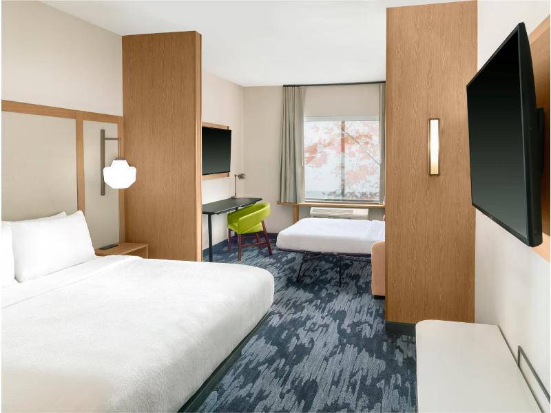 Fairfield Inn Suites By Marriott Detroit Taylor image