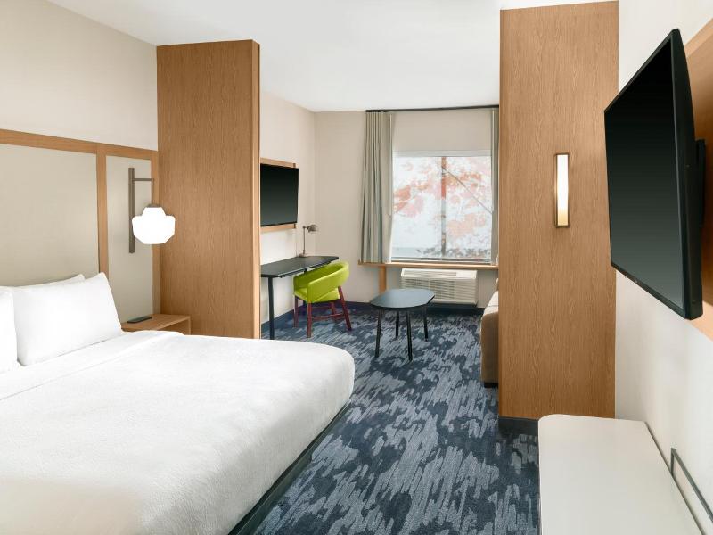 Fairfield Inn Suites By Marriott Detroit Taylor image