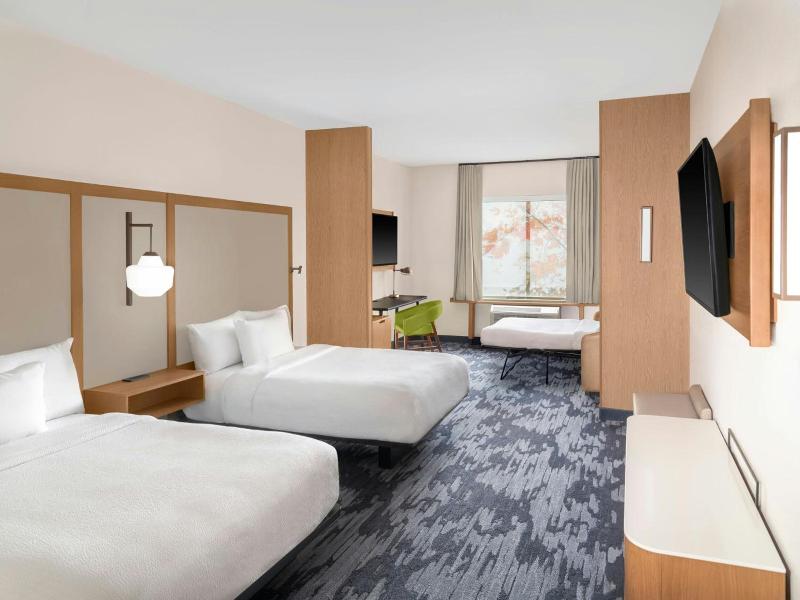 Fairfield Inn Suites By Marriott Detroit Taylor image