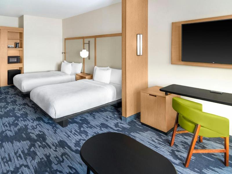 Fairfield Inn Suites By Marriott Detroit Taylor image