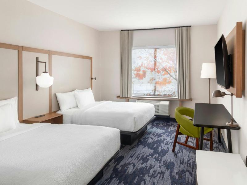 Fairfield Inn Suites By Marriott Detroit Taylor image