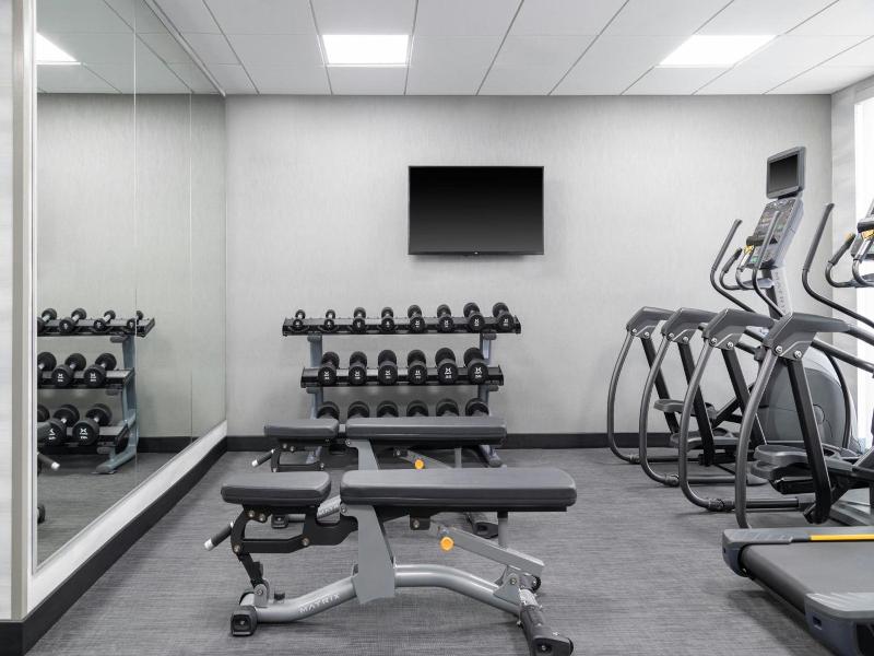 Fairfield Inn Suites By Marriott Detroit Taylor image