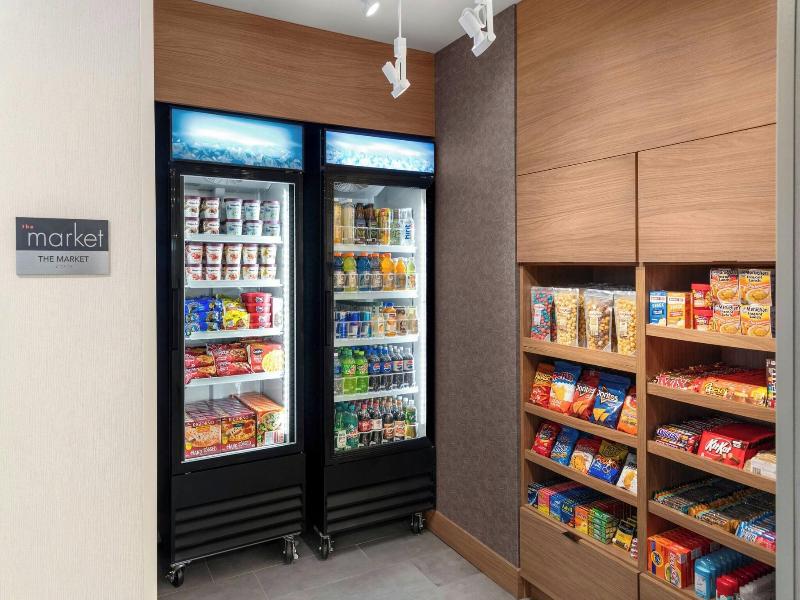 Fairfield Inn Suites By Marriott Detroit Taylor image