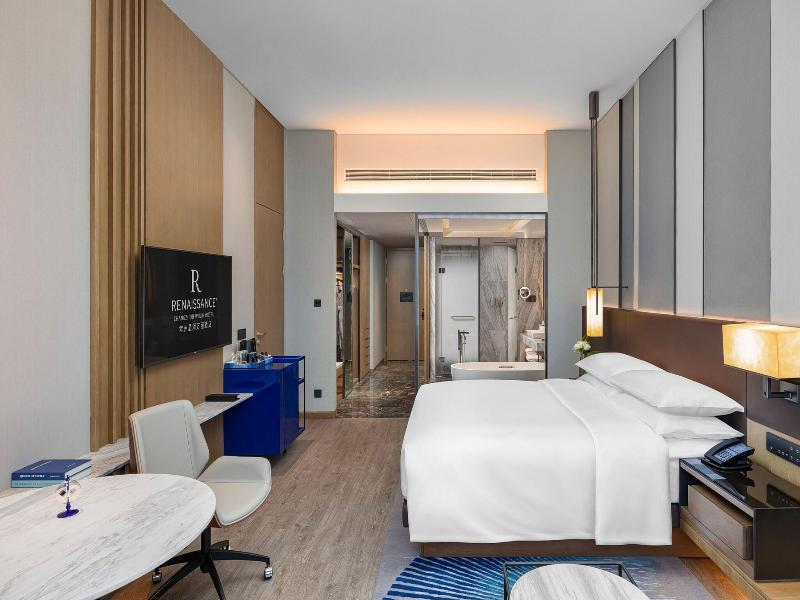 Bed room