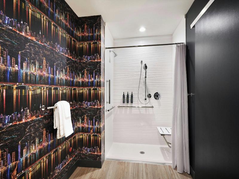 Aloft Atlanta Perimeter Center image