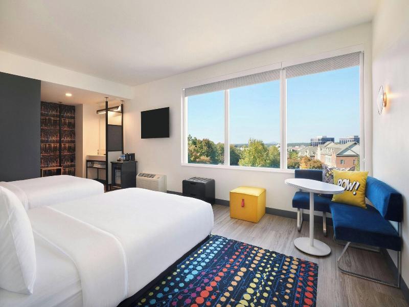 Aloft Atlanta Perimeter Center image