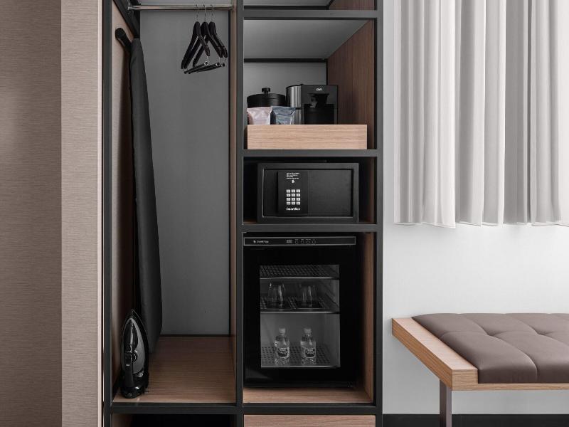 Ac Hotel By Marriott Miami Brickell image