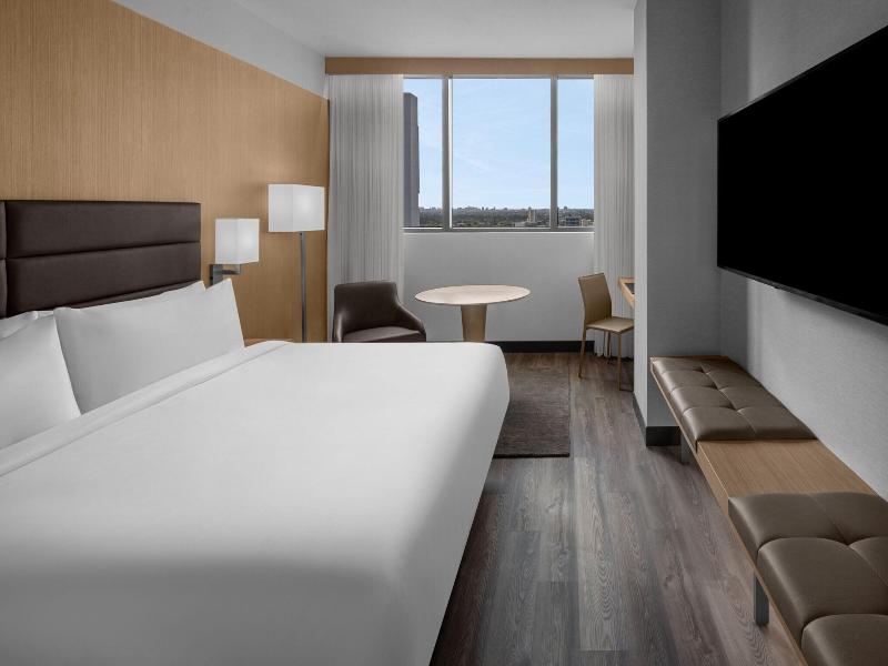 Ac Hotel By Marriott Miami Brickell image