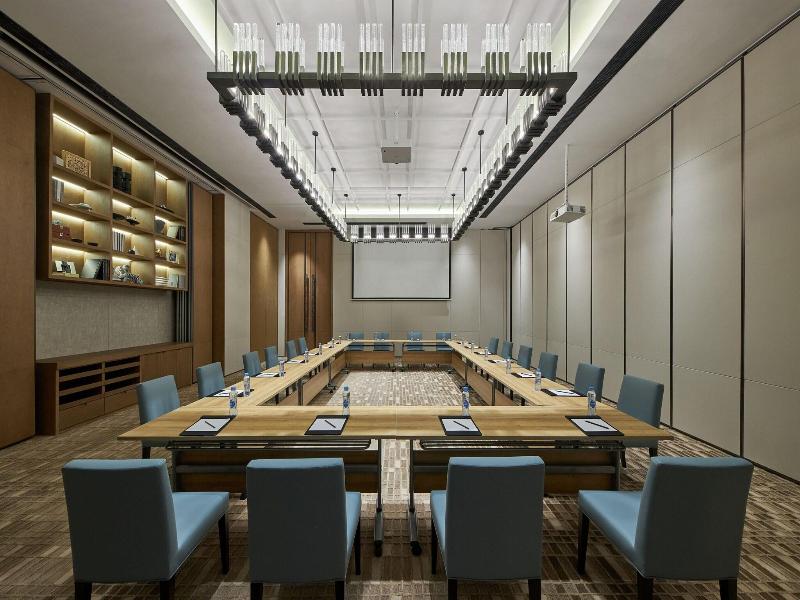 Four Points By Sheraton Nanchang Xihu image
