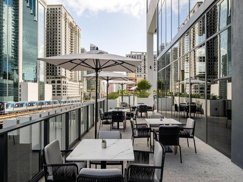 Element Miami Brickell image