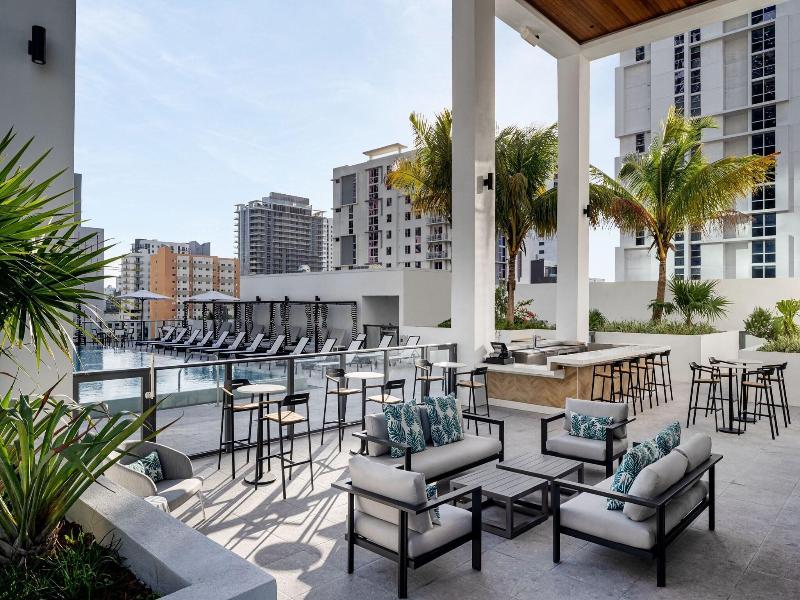 Element Miami Brickell image