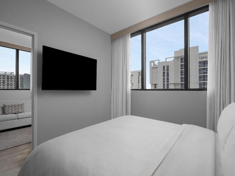 Element Miami Brickell image