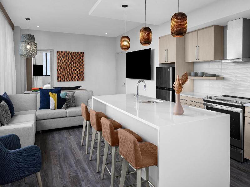 Element Miami Brickell image