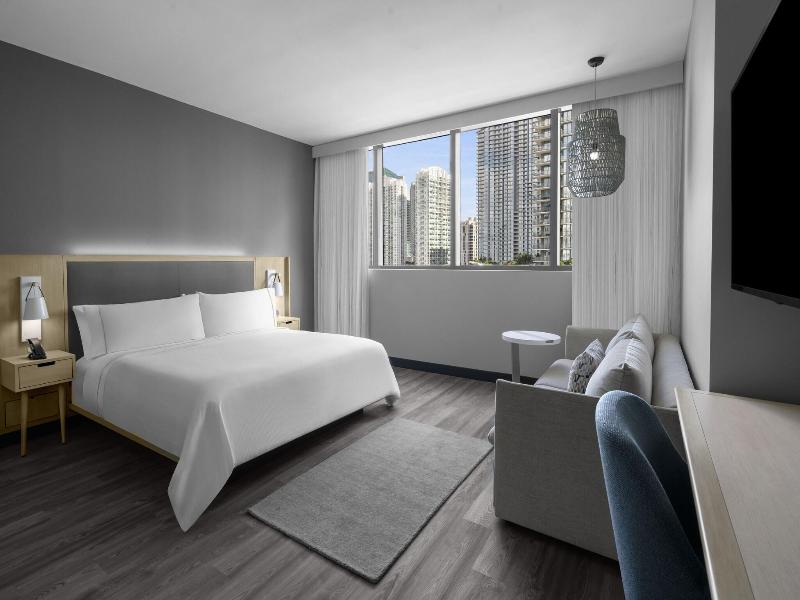 Element Miami Brickell image