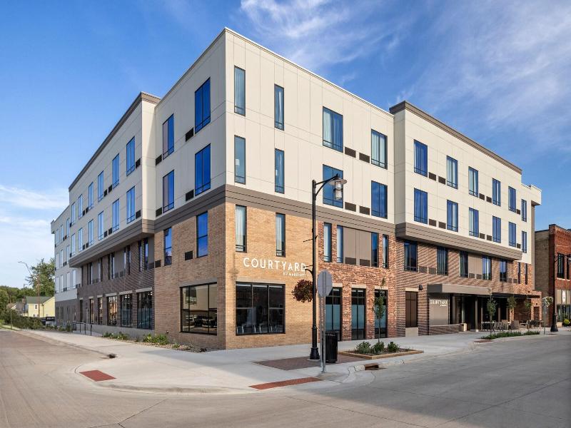 Courtyard By Marriott Owatonna Downtown, Owatonna