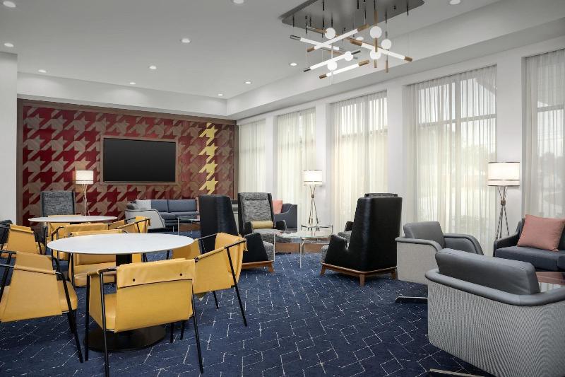 Courtyard By Marriott Northport image
