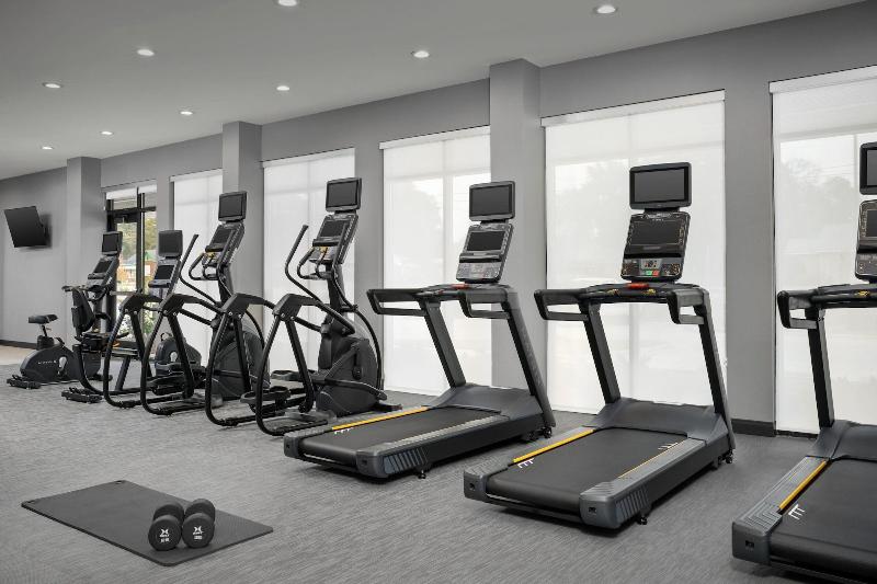 Courtyard By Marriott Northport image